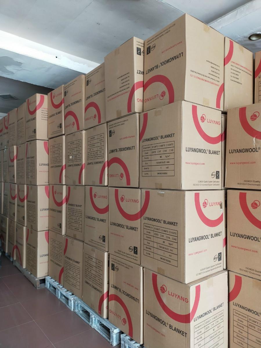 Bông gốm chịu nhiệt cách nhiệt